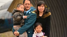 Xót thương phi công Khuất Mạnh Trí - Người lính yêu hoa lan