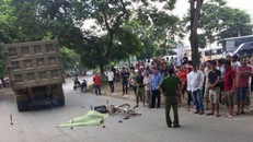 Người phụ nữ chết thảm vì giật mình nghe tiếng còi xe