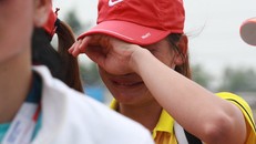 Ảnh: Đội rowing nữ Việt Nam oà khóc khi đoạt HC vàng Asiad đầu tiên