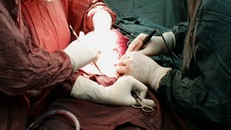 Cứu sản phụ nguy kịch khi đang mổ sinh