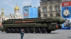 Nga vươn lên vị trí thứ mấy thế giới về xuất khẩu vũ khí?