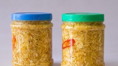 Nhút là món ăn đặc sản của tỉnh nào?