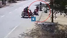 Băng qua đường, nữ tài xế bất ngờ chặn đầu xe của tên cướp