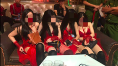 Nhiều dân chơi đang ‘phê’ ma tuý trong quán bar ở TP.HCM