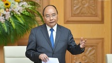 Thủ tướng Nguyễn Xuân Phúc phát biểu tại phiên họp - Ảnh: VGP/Quang Hiếu