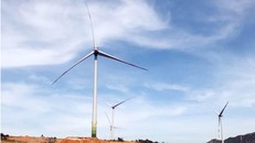 Tháp gió nhập khẩu từ Việt Nam tiếp tục bị Mỹ áp thuế chống bán phá giá 5 năm nữa. (Ảnh: Công Thử/TTXVN)