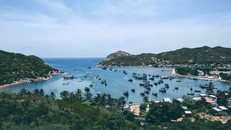 Trên nền tảng tiềm năng tự nhiên, du lịch Ninh Thuận phát triển cả bề rộng và chiều sâu.