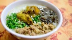 Cháo ấu tẩu là món ăn đặc sản của tỉnh nào?