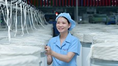 Xuất khẩu dệt may đóng góp tích cực cho kim ngạch xuất khẩu chung của cả nước. (Ảnh: Đức Duy/Vietnam+)