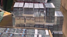 Bắt giam 4 đối tượng sản xuất bao cao su giả với số lượng lớn