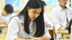 Điểm thi được quyết định thế nào khi hai giám khảo chấm khác nhau?