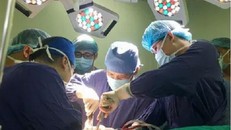 Nam bệnh nhân bị đa chấn thương sau va chạm với xe đi ngược chiều