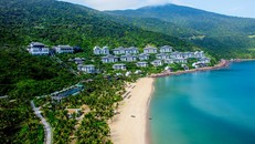 Du lịch Việt Nam bắt kịp láng giềng, làm được không?