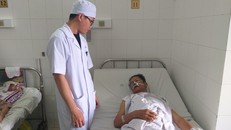 Cứu sống cụ ông xuất huyết nội nguy kịch không cần phẫu thuật