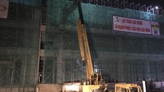 Sập giàn giáo tại công trường Trung tâm Văn hoá xứ Đông, 5 người bị nạn