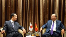 Thủ tướng Nguyễn Xuân Phúc tiếp ông Nikai Toshihiro