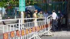 Lập chốt phong tỏa tại Đà Nẵng để phòng chống dịch. (Ảnh: Quốc Dũng/TTXVN)