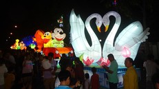 Lễ hội Trung thu TP Phan Thiết tổ chức năm 2019 - Ảnh: SGGP