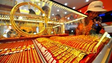 Giá vàng nhích nhẹ phiên đầu tuần