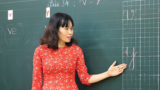 Thứ trưởng GD&ĐT giải thích lý do môn Tiếng Việt 1 nhiều tiết học hơn trước