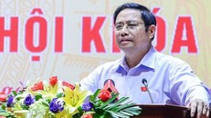 Đồng chí Phạm Minh Chính phát biểu tại buổi tiếp xúc cử tri Quảng Ninh.