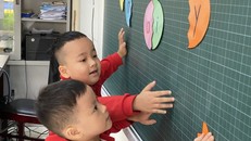 Bộ GD&ĐT dự kiến sẽ cho điều chỉnh SGK luôn trong năm học này.