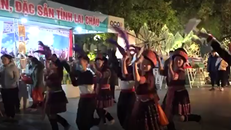 Lễ hội đường phố mang đậm bản sắc Tây bắc giữa lòng Hà Nội