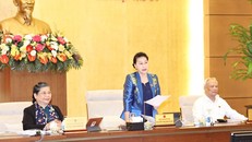 Chủ tịch Quốc hội Nguyễn Thị Kim Ngân phát biểu tại Phiên họp thứ 54 của Ủy ban Thường vụ Quốc hội. Ảnh: Trọng Đức/TTXVN