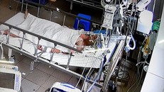 Bệnh viện Đa khoa Trung ương Cần Thơ mổ cấp cứu bắt con cho thai phụ mắc COVID-19