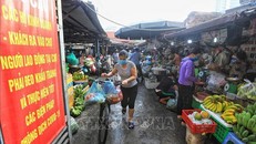 Hà Nội thí điểm phát thẻ đi chợ theo giờ