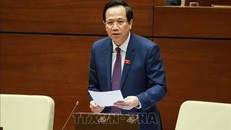 Bộ trưởng Bộ Lao động Thương binh và Xã hội Đào Ngọc Dung giải trình ý kiến đại biểu Quốc hội nêu, sáng 27/7. Ảnh: Phương Hoa/TTXVN