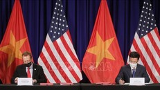 Lễ ký thỏa thuận thuê đất xây dựng trụ sở mới của Đại sứ quán Hoa Kỳ tại Việt Nam. Ảnh: TTXVN