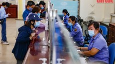 Cận cảnh ga Hà Nội ngày đầu tiên bán vé trở lại