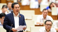 Đại biểu Quốc hội thành phố Hà Nội Hoàng Văn Cường phát biểu. Ảnh: Minh Đức/TTXVN