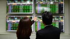 Thị trường chứng khoán Việt Nam vẫn vận hành và hoạt động bình thường. (Ảnh: Vietnam+)