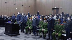 Các bị cáo tại phiên tòa. Ảnh: An Đăng/TTXVN