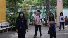 Phụ huynh lo lắng về việc bảo mật thông tin cá nhân của học sinh trong nhà trường. Ảnh minh hoạ