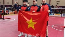 Đội tuyển Cầu mây giành HCV đầu tiên tại SEA Games 32 ở nội dung đôi nữ. Ảnh: TTXVN