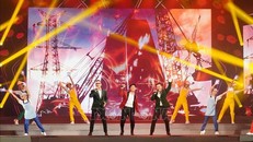 Liên khúc "Tổ quốc tôi chưa đẹp thế bao giờ - Tiếng hát từ Thành phố mang tên Người" do tứ ca Phạm Trang, Duyên Huyền, Đào Mác và Khánh Ngọc trình bày. 