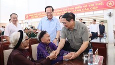 Thủ tướng thăm Trung tâm Điều dưỡng thương binh Nho Quan, Ninh Bình