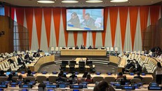 Ngày 24/4/2023, tại New York, Hoa Kỳ, trong vai trò Phó Chủ tịch Đại hội đồng Liên hợp quốc Khóa 77, Đại sứ Đặng Hoàng Giang, Trưởng Phái đoàn Việt Nam tại Liên hợp quốc tham gia chủ trì Phiên họp kỷ niệm Ngày Quốc tế Mẹ Trái Đất. (Ảnh: TTXVN phát)