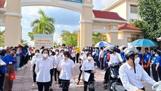 Các thí sinh tại tỉnh Kon Tum hoàn thành bài thi môn Toán tại Kỳ thi tốt nghiệp THPT Quốc gia 2023. Ảnh tư liệu: Khoa Chương/TTXVN