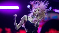 "APT." lập kỷ lục mới cho các sao nữ K-Pop