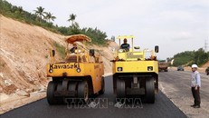 Thủ tướng đôn đốc đẩy mạnh phân bổ và giải ngân vốn đầu tư công năm 2025