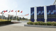 Tác động của việc Nga và Mỹ xích lại gần nhau đối với NATO