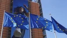 Báo động đỏ với nền kinh tế châu Âu