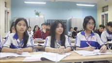 Học sinh lớp 12 "chạy đua" với kỳ thi đánh giá năng lực