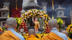 Đỉnh thiêng Fansipan tổ chức lễ mừng Phật đản năm 2025