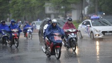 Bắc Bộ đón mưa dông giải nhiệt, Trung Bộ nắng nóng đến bao giờ?