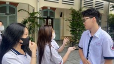 Hà Nội bố trí 6 điểm cấp tài khoản cho các thí sinh để hỗ trợ thí sinh tự do đăng ký xét tuyển đại học năm 2025. Ảnh: Thu Hoài